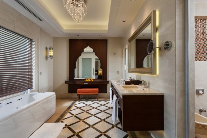 Havuzlu Deluxe Aile Odası Banyo